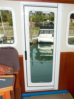 Boat Screen Open